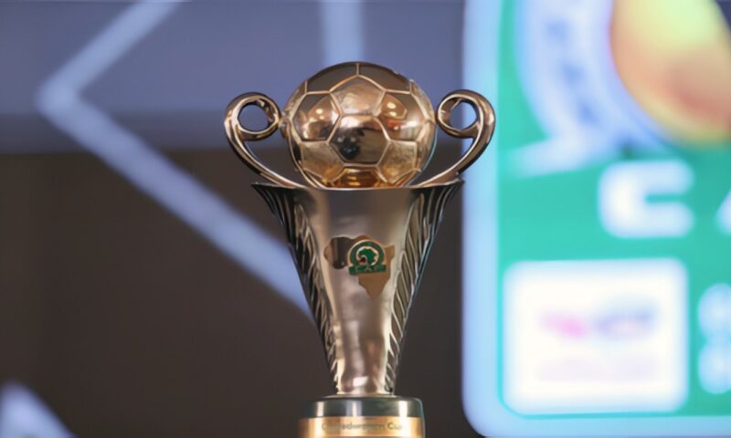قرعة كأس الكونفدرالية الإفريقية تضع الأهلي المصري والرجاء المغربي في مجموعة واحدة