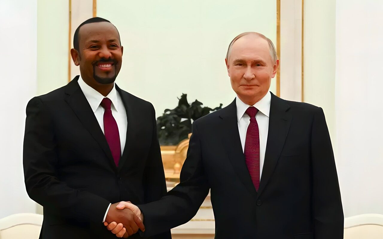 بوتين وآبي أحمد يبحثان تعزيز التعاون النووي والتجارة بين روسيا وإثيوبيا