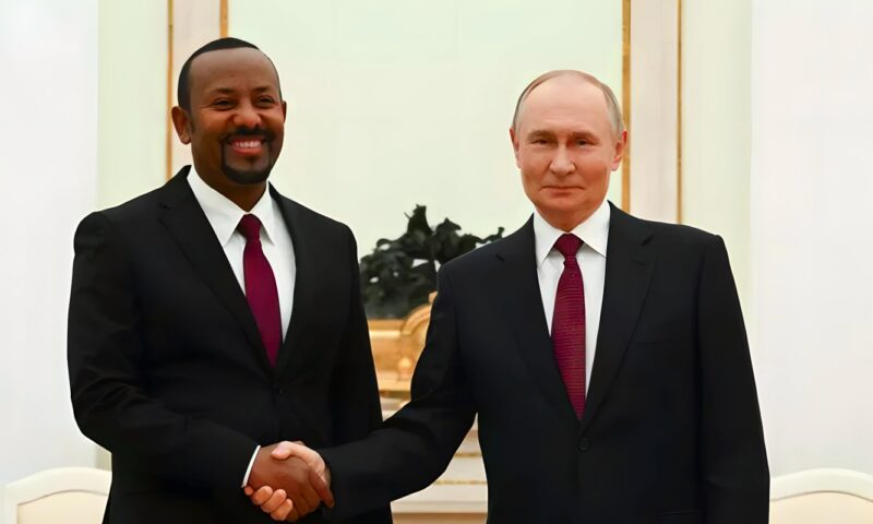 بوتين وآبي أحمد يبحثان تعزيز التعاون النووي والتجارة بين روسيا وإثيوبيا