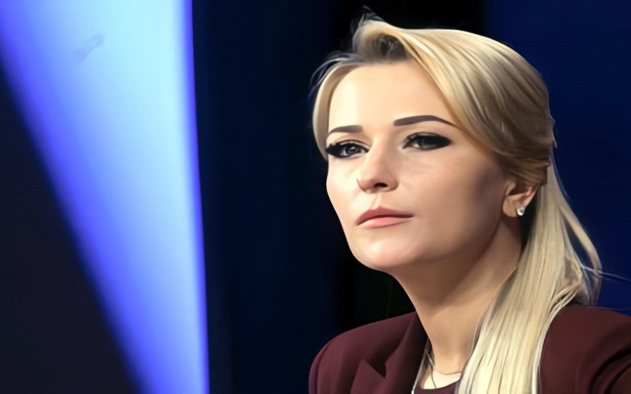 لانتراتوفا تعلن توجهها مع صحفيين من مختلف دول العالم إلى مدينة أليشكي في مقاطعة خيرسون