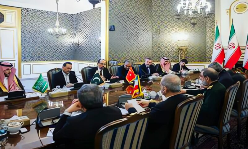 اليمن.. “المثلث الملتهب” بين صنعاء وعدن والرياض وزيارة طهران لكبح الحوثيين