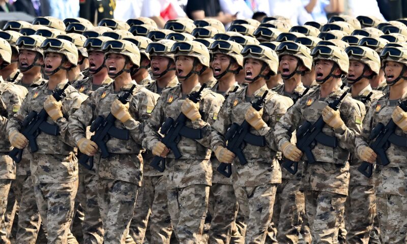 الدفاع الصينية تصف اليابان بالـ”تهديد الحقيقي للأمن الإقليمي” وتحذر من “ثمن لا يطاق”
