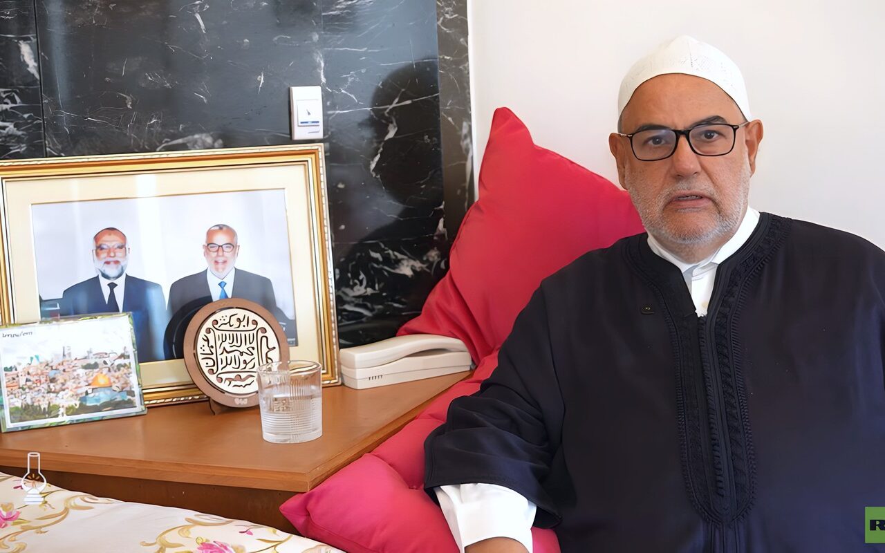 أمين عام حزب “العدالة والتنمية” في المغرب يعتذر للشعب الجزائري