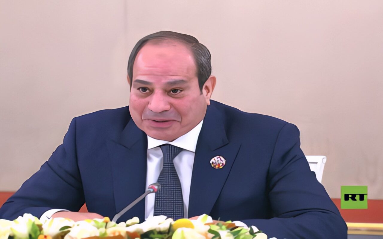برلماني مصري يطالب السيسي بتعديل الدستور والبقاء في الحكم