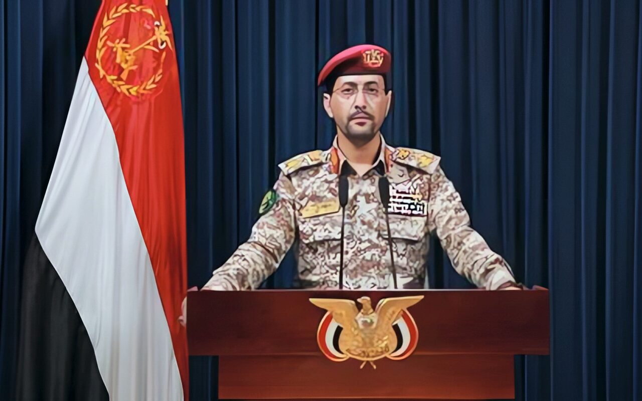 الحوثيون يصدرون بيانا عن حقيقة إطلاقهم مسيرة باتجاه المدينة المنورة