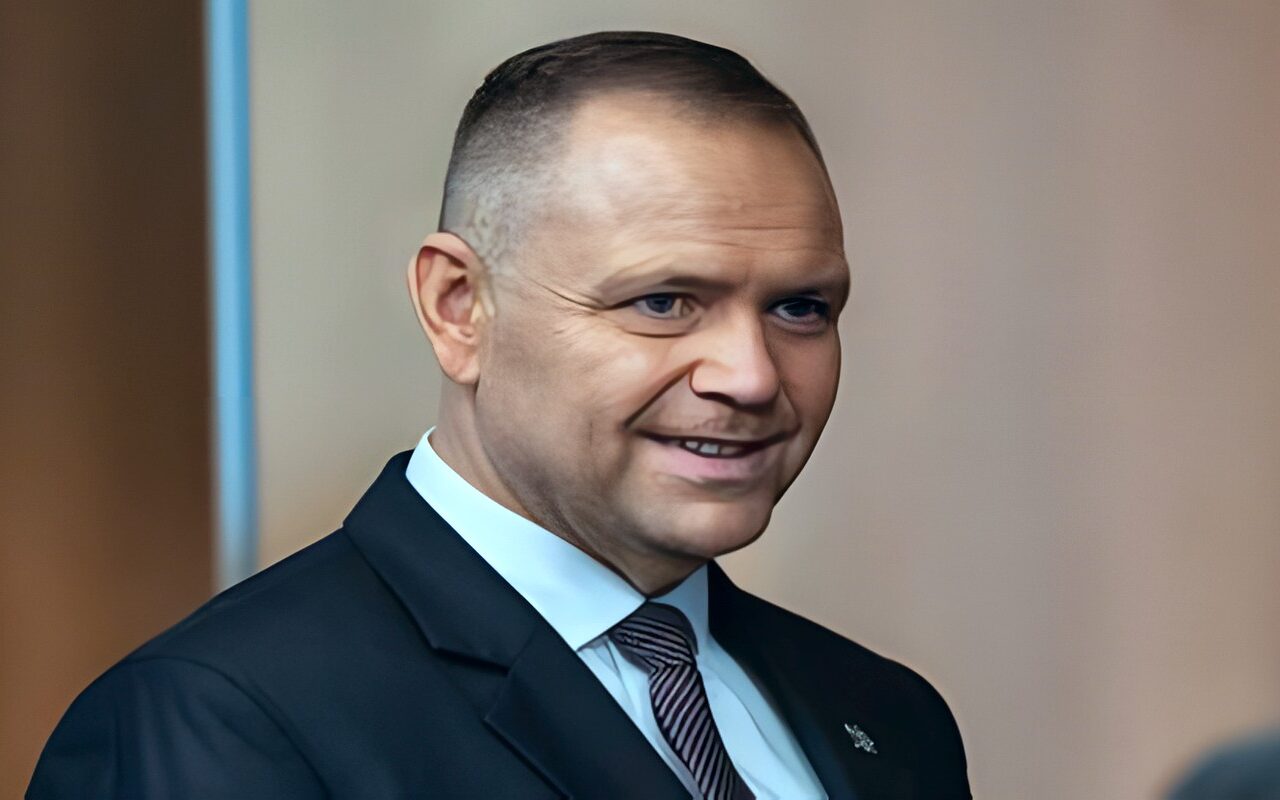 رئيس بولندا “يقتحم” المحكمة الدستورية ويدعو إلى اجتماع طارئ لكافة القوى السياسية