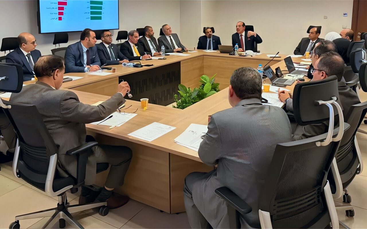 الصحة تراجع ضوابط تدريب الأطباء وتوزيعهم على المستشفيات وفقًا للاحتياجات الفعلية