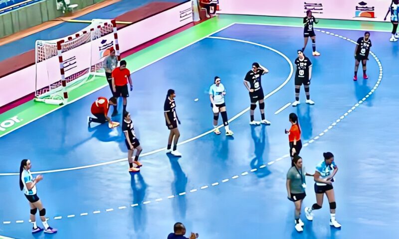 منتخب ناشئات اليد يهزم الأرجنتين 36-22 ويتأهل إلى الدور التالي بمونديال المغرب