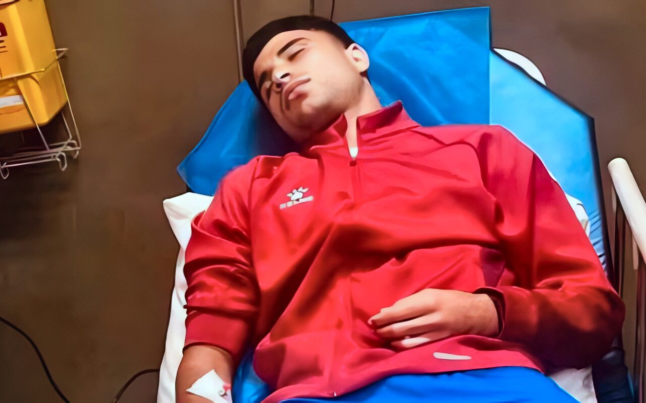 بعد تعرضه لكسر في الساق.. محمد عواد يعلن عن زيارة أحمد خالد لاعب بترول أسيوط