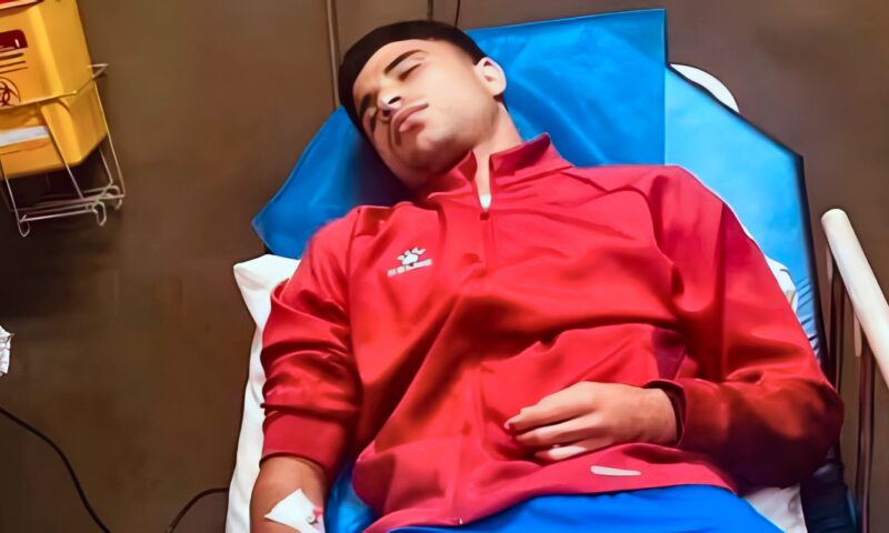 بعد تعرضه لكسر في الساق.. محمد عواد يعلن عن زيارة أحمد خالد لاعب بترول أسيوط