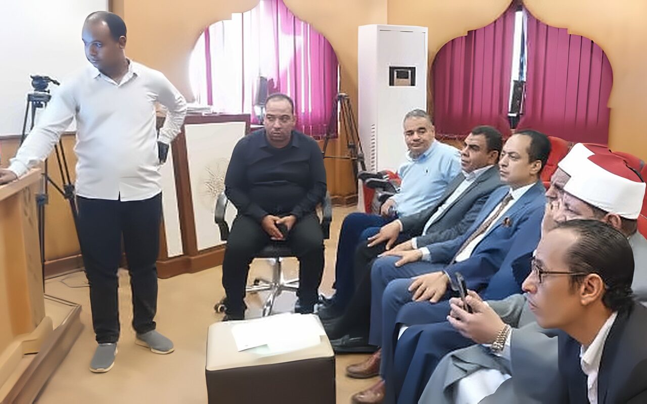 أزهرية الإسكندرية تبحث مع قيادات قطاع المعاهد لمتابعة انتظام الدراسة