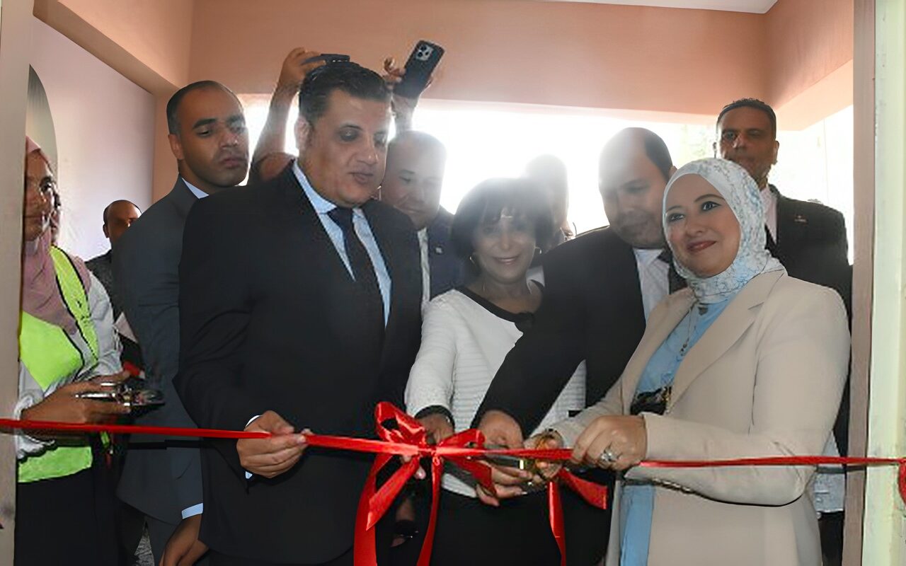 يستفيد 40 ألف مواطن.. نائب محافظ الإسكندرية تشهد افتتاح مشروع تأهيل مركز شباب قرية فلسطين