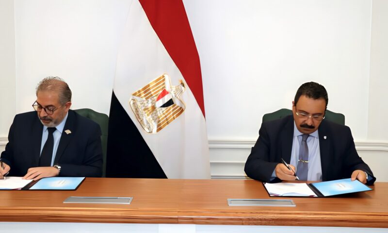 جامعة الإسكندرية تتعاون مع التأمين الصحي لتقديم الخدمة بـ«سموحة الجامعي»
