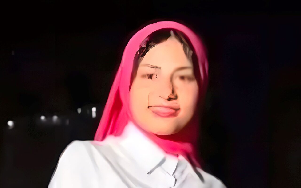 الأم تتهم طليقها وزوجته.. اتهامات في وفاة طفلة بحبة الغلة بالإسكندرية