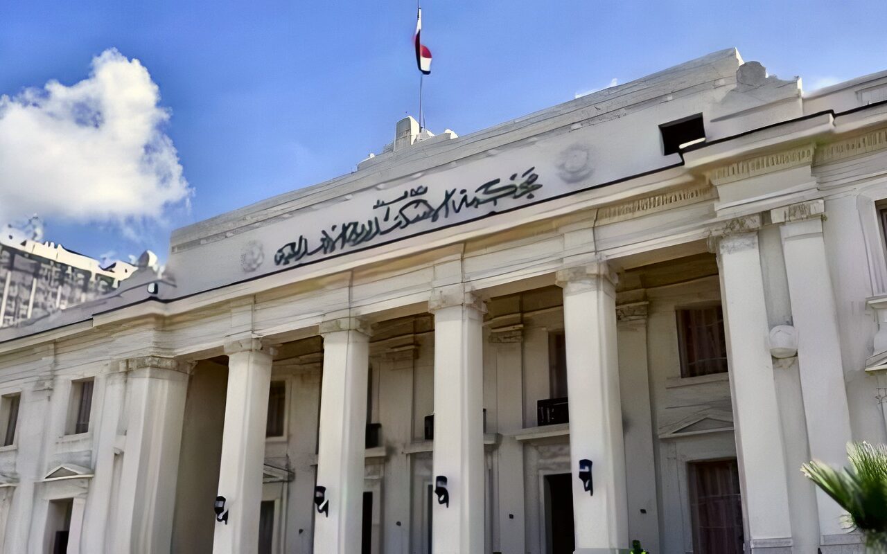 الحبس سنة للمتهم في وفاة شابين بحادث تصادم على كورنيش الإسكندرية