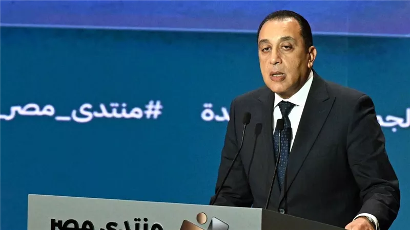 رئيس الوزراء يوضح حقيقة زيادة أعداد الطلاب الوافدين بالجامعات المصرية
