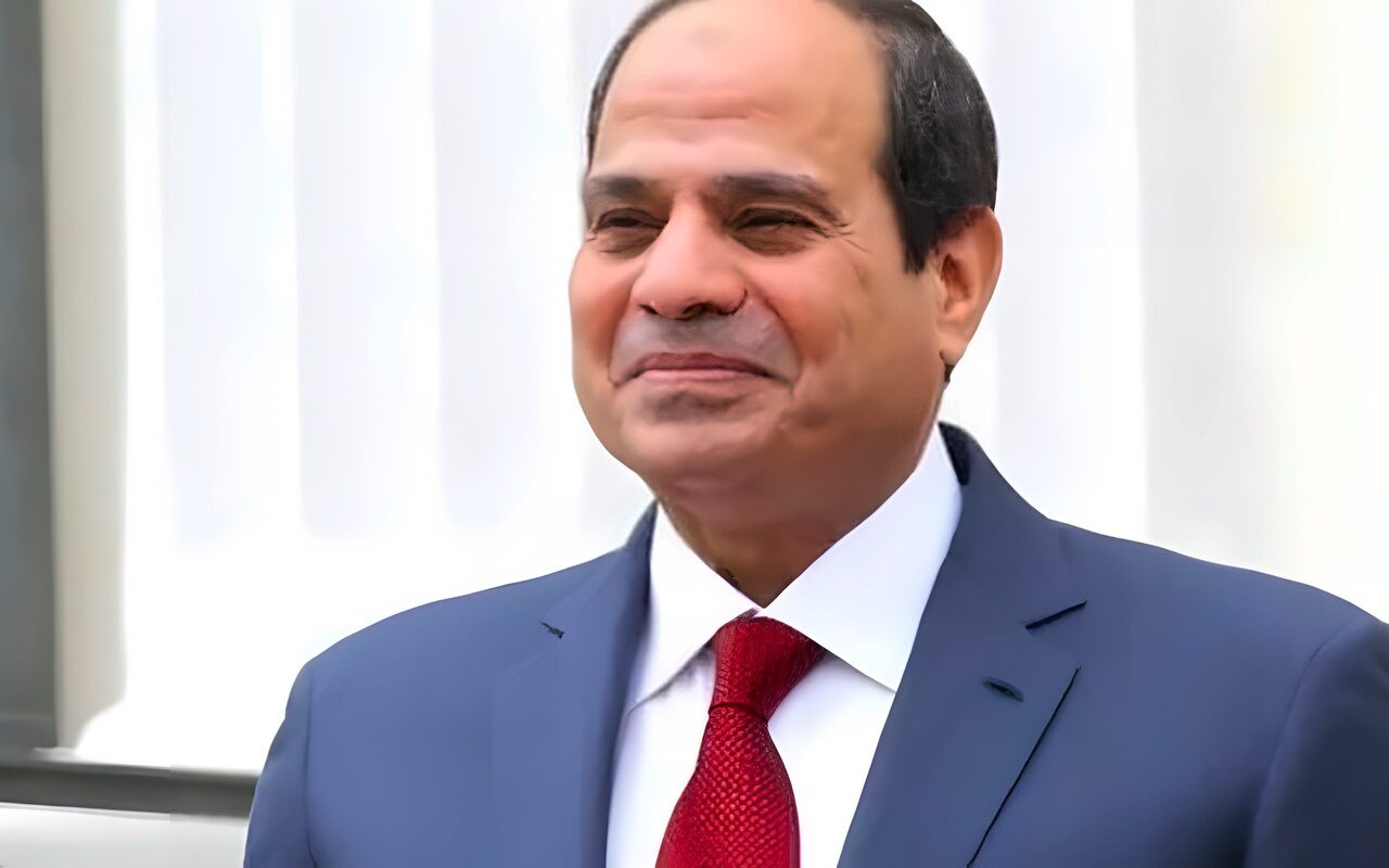 السيسي يؤكد لرئيس وزراء ماليزيا أهمية تعزيز العلاقات التجارية والاستثمارية