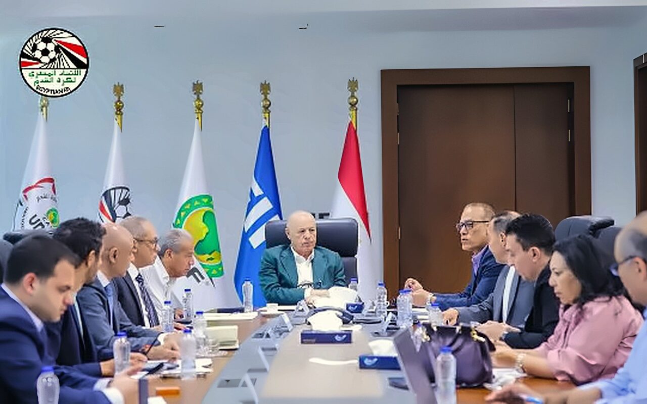 الدرندلي يطالب بفتح تحقيق.. جلسة خلال ساعات بين اتحاد الكرة وجهاز المنتخب