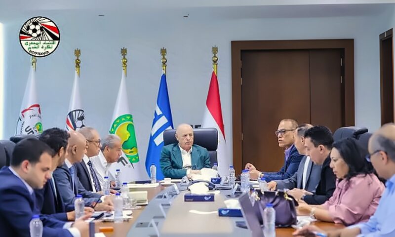 الدرندلي يطالب بفتح تحقيق.. جلسة خلال ساعات بين اتحاد الكرة وجهاز المنتخب