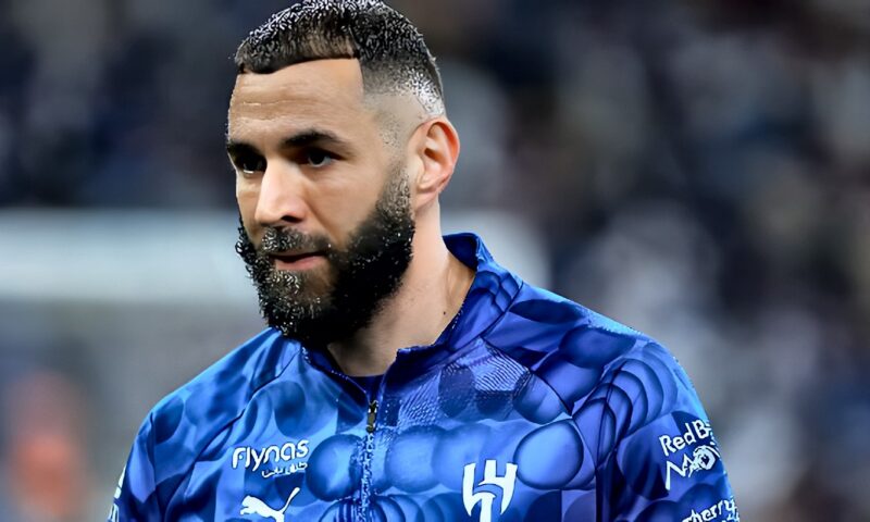 وكيل بنزيما يكشف سر رفضه الانتقال إلى ليون الفرنسي