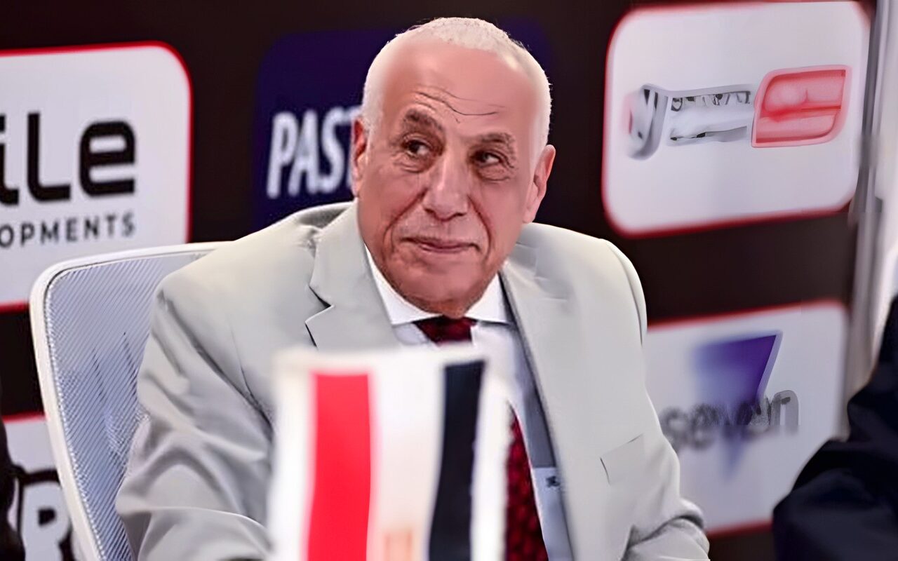 تفاصيل مكالمة تحفيزية من حسين لبيب لمعتمد جمال قبل القمة