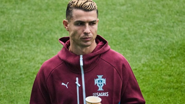 مورينيو ينفي تصريحاته بشأن أزمة رونالدو مع منتخب البرتغال: أخبار كاذبة