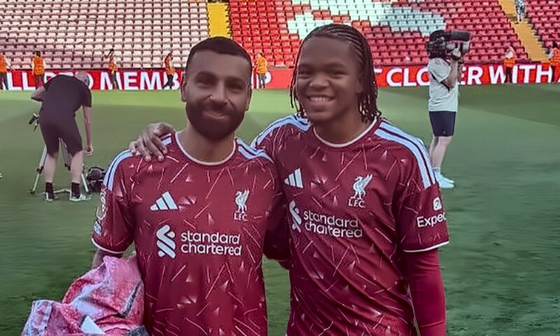 ريو نجوموها يكشف تأثير محمد صلاح على مسيرته مع ليفربول