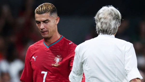 جيسوس يحدد شروط عودة رونالدو إلى منتخب البرتغال بعد الأزمة الأخيرة