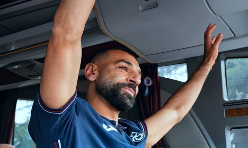 بالأرقام.. محمد صلاح على بعد خطوات من تحقيق إنجاز استثنائي في عالم كرة القدم