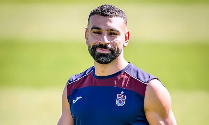 محمد صلاح يشارك في تدريبات طرابزون سبور استعدادًا لمواجهة كوبس الفنلندي