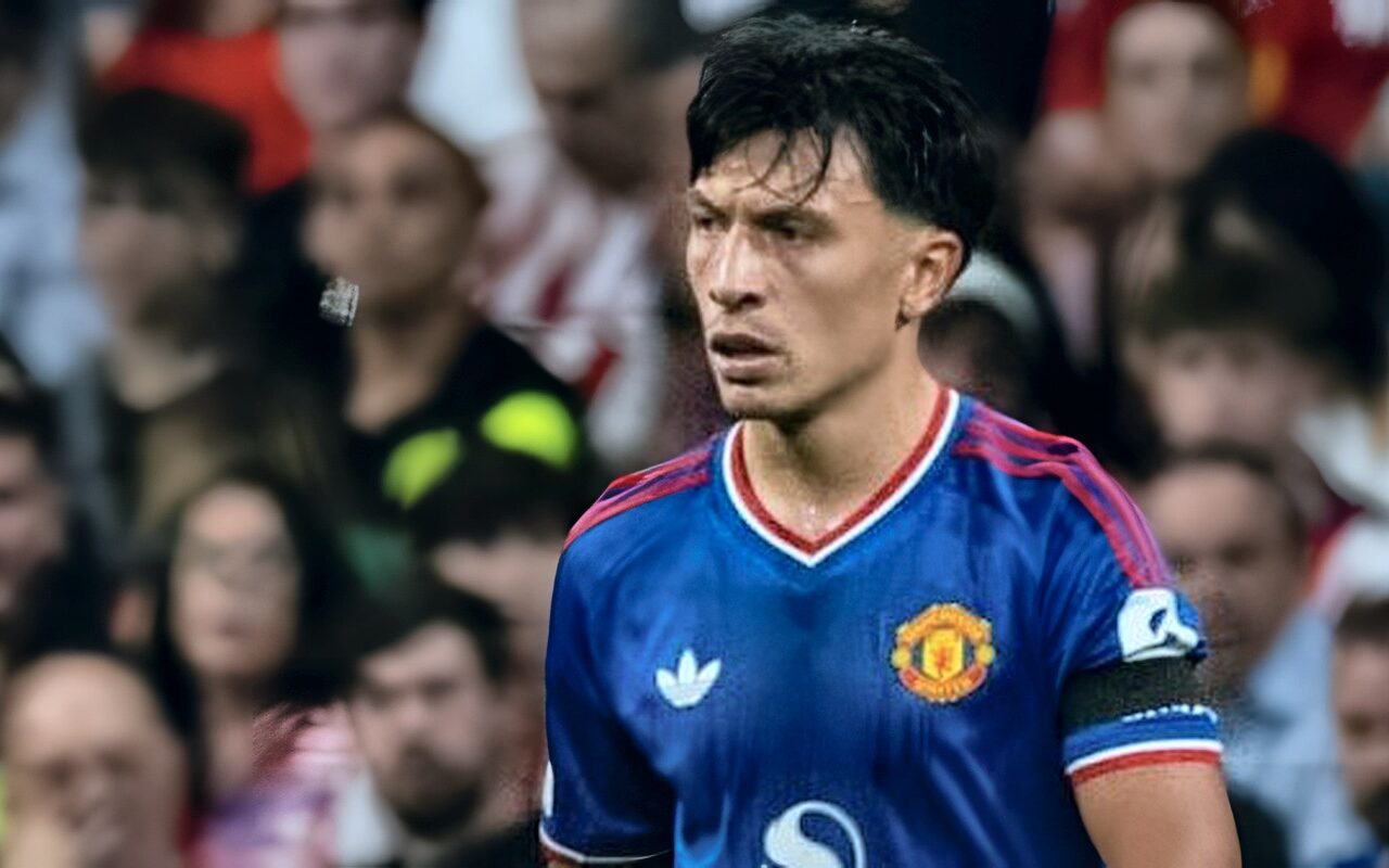 ليساندرو مارتينيز يفتح النار بعد خسارة مانشستر يونايتد أمام أتلتيكو مدريد