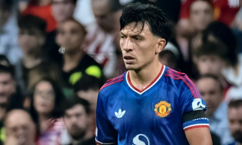 ليساندرو مارتينيز يفتح النار بعد خسارة مانشستر يونايتد أمام أتلتيكو مدريد