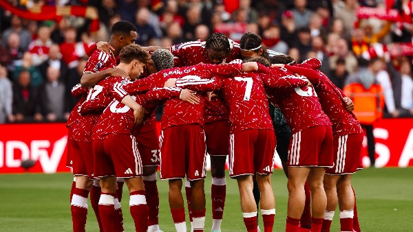 ليفربول يتقدم بثلاثية على لاسك في الشوط الأول