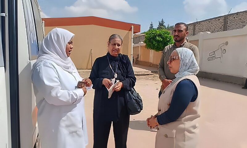 الكشف على 1522 مواطنًا بـ6 عيادات تخصصية ضمن القافلة الطبية بمدينة المستقبل