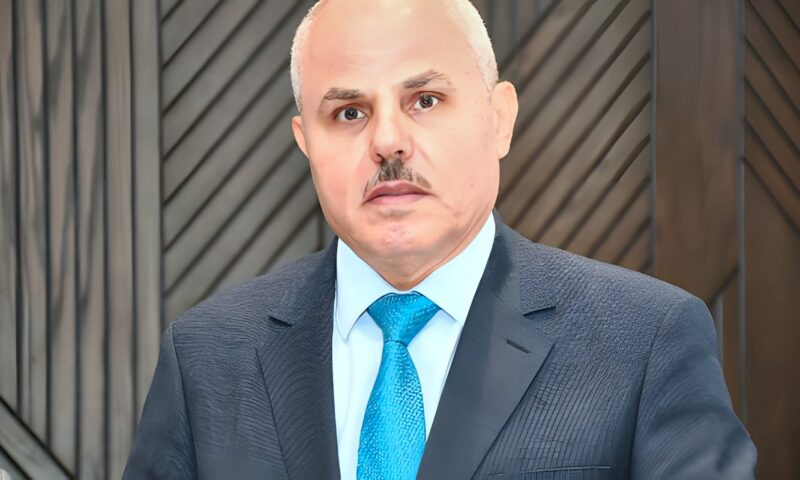 بقرار جمهوري .. تجديد الثقة للدكتور ناصر مندور رئيساً لجامعة قناة السويس