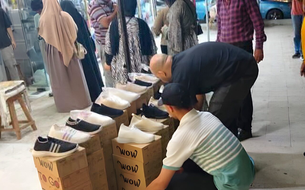 محافظ بورسعيد يشدد على منع إشغال الأرصفة وحق المشاة في استخدامها