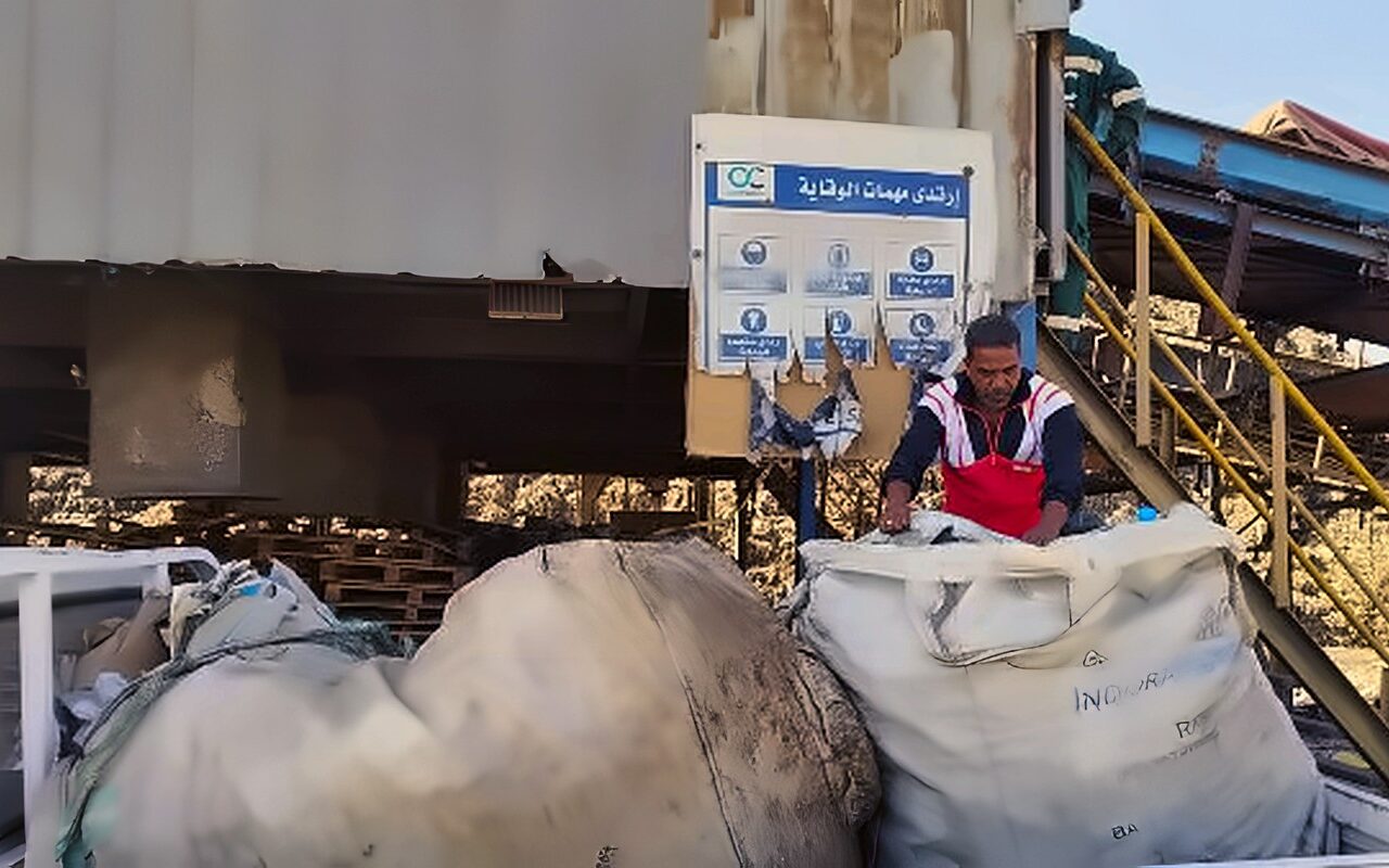 زهور بورسعيد يواصل حملاته لمجابهة ظاهرة انتشار نباشي القمامة ومصادرة المضبوطات