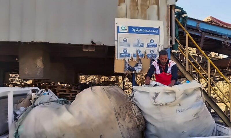 زهور بورسعيد يواصل حملاته لمجابهة ظاهرة انتشار نباشي القمامة ومصادرة المضبوطات