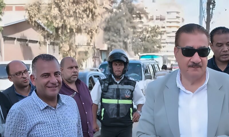 محافظ بورسعيد يتابع أعمال تطوير ورفع كفاءة القطاع الثاني من شارع عبد الرحمن شكري بحي الضواحي