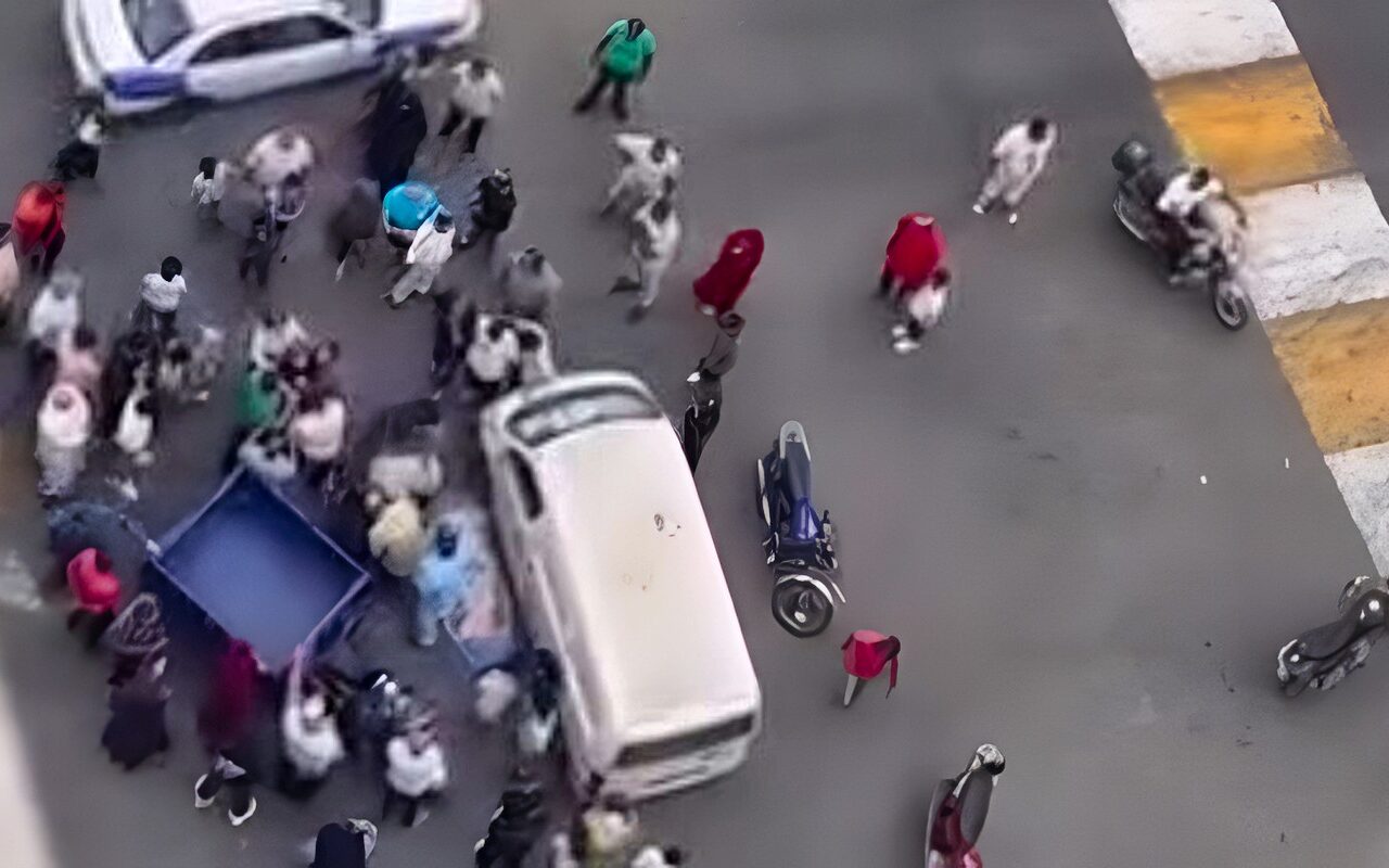 بورسعيد.. مصرع شخص في تصادم ميكروباص وتروسيكل