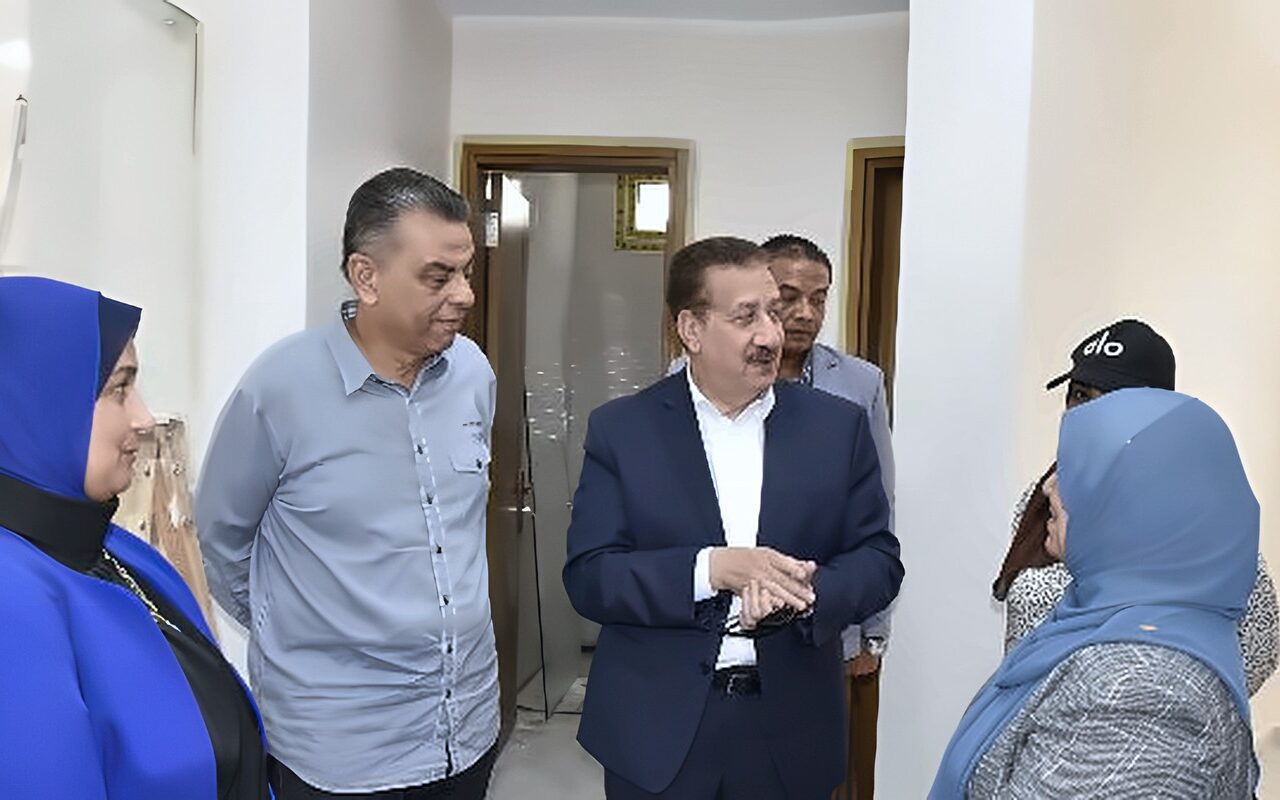 محافظ بورسعيد يوجه بالبدء في التجهيزات النهائية لمبنى خدمات التأمين الصحي الشامل