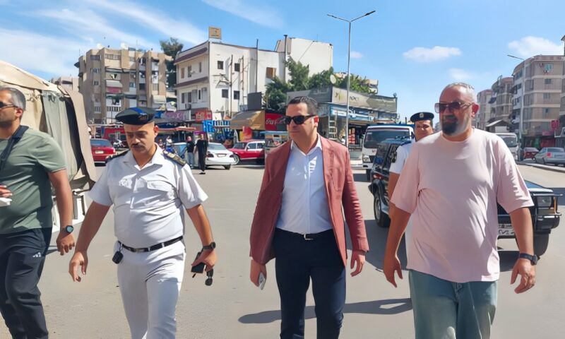 نائب محافظ بورسعيد يقود حملة إشغالات مكبرة بحي الضواحي لإزالة التعديات وإعادة الانضباط للشوارع