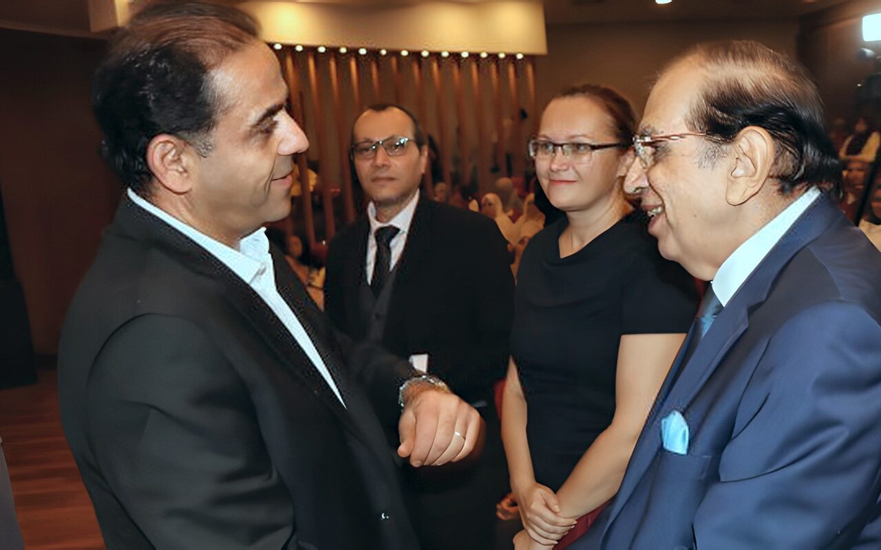 جامعة بورسعيد تجمع كبار خبراء المخطوطات العربية عالميا
