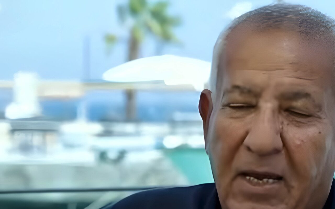 كامل أبو علي يحسم الجدل حول ترشحه لرئاسة النادى المصري لمدة جديدة