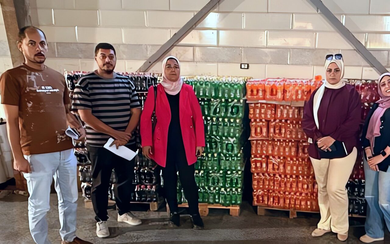 بتوجيهات محافظ بورسعيد.. ضبط 8064 زجاجة مياه غازية داخل مصنع غير مرخص بالمنطقة الصناعية