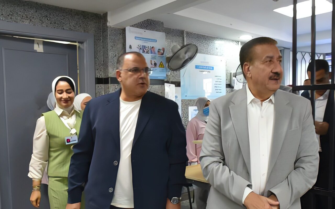 محافظ بورسعيد يتابع انطلاق الحملة القومية للتطعيم ضد الحصبة والحصبة الألمانية بمركز طب أسرة المناخ