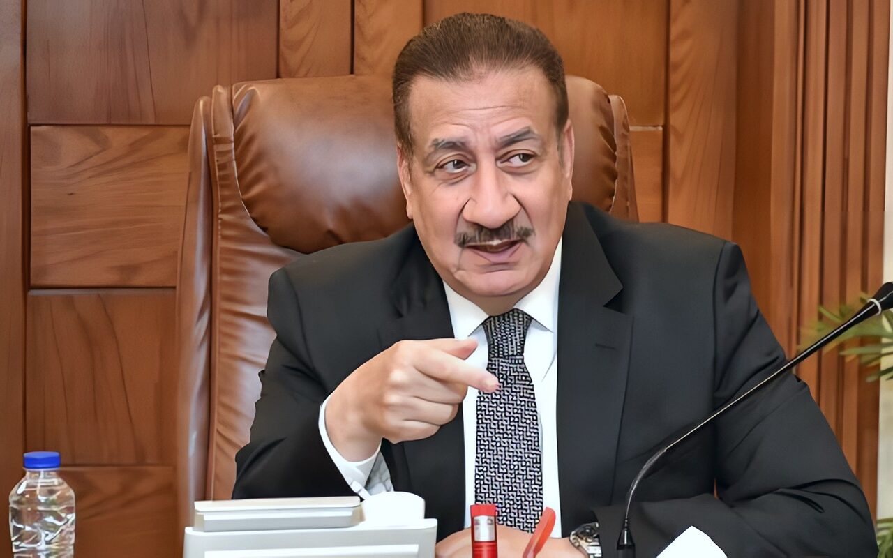 محافظ بورسعيد: تكثيف الحملات على الأسواق ومنافذ بيع السلع لضبط الأسعار وحماية المواطنين