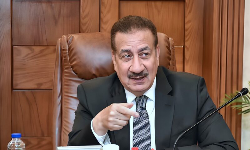 محافظ بورسعيد يصدق على النزول بسن القبول بمرحلة التعليم الأساسي شهرين للعام الدراسي 2026/2027