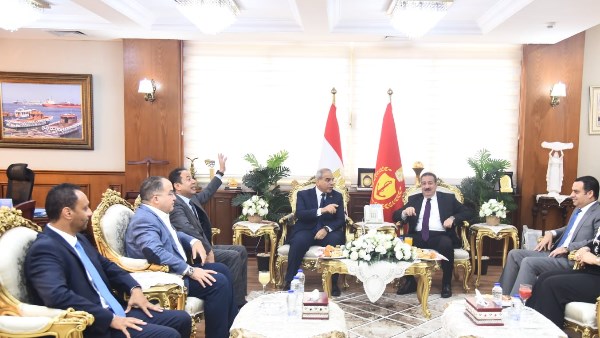 توقيع بروتوكول بين هيئة تعاونيات البناء والإسكان ومحافظة بورسعيد لإنشاء 1700 وحدة سكنية
