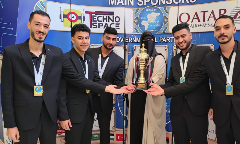 طلاب جامعة بورسعيد يحصدون الذهب وكأس البطولة الدولية للابتكار والتكنولوجيا 2026 بأسوان